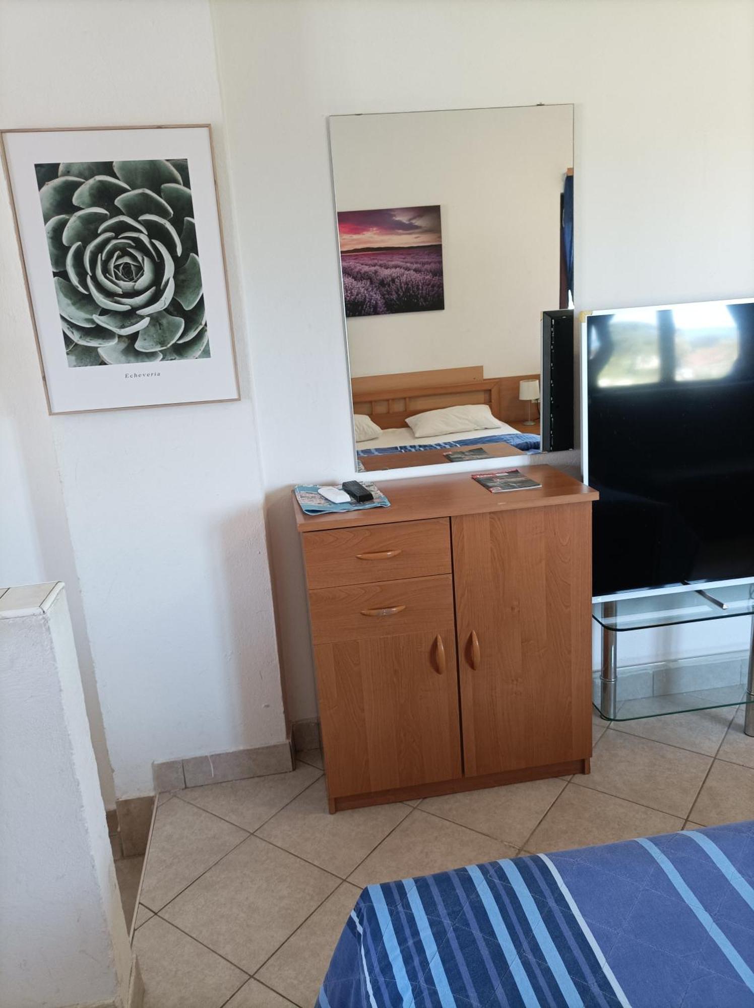 זאדאר Rooms & Apartment Hegic מראה חיצוני תמונה