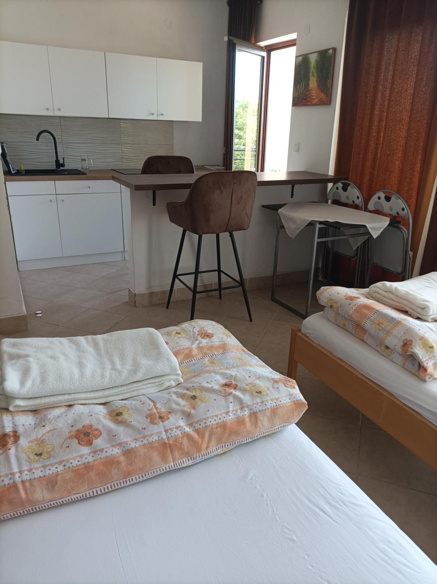 זאדאר Rooms & Apartment Hegic מראה חיצוני תמונה