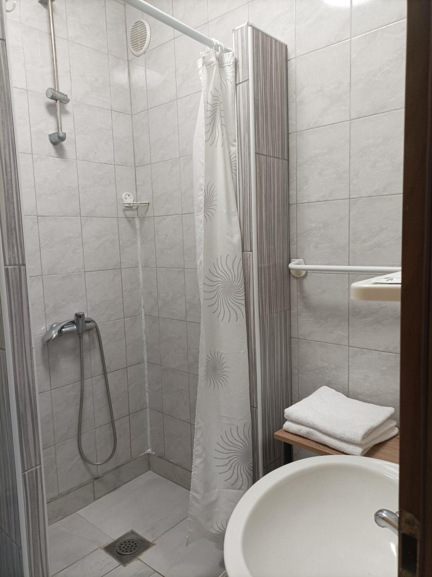 זאדאר Rooms & Apartment Hegic מראה חיצוני תמונה